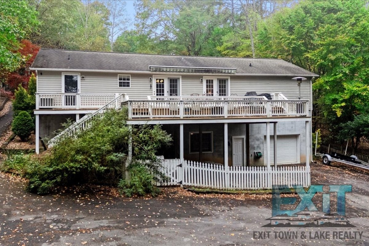 Lakefront Rental in Long Branch Shores property image