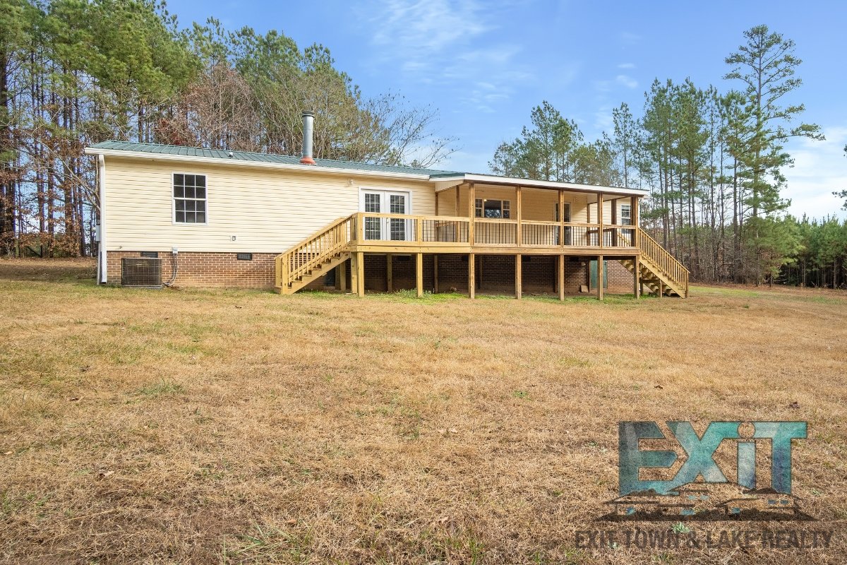 Beautiful Fully Renovated 3 Bed 2 Bath Home property image