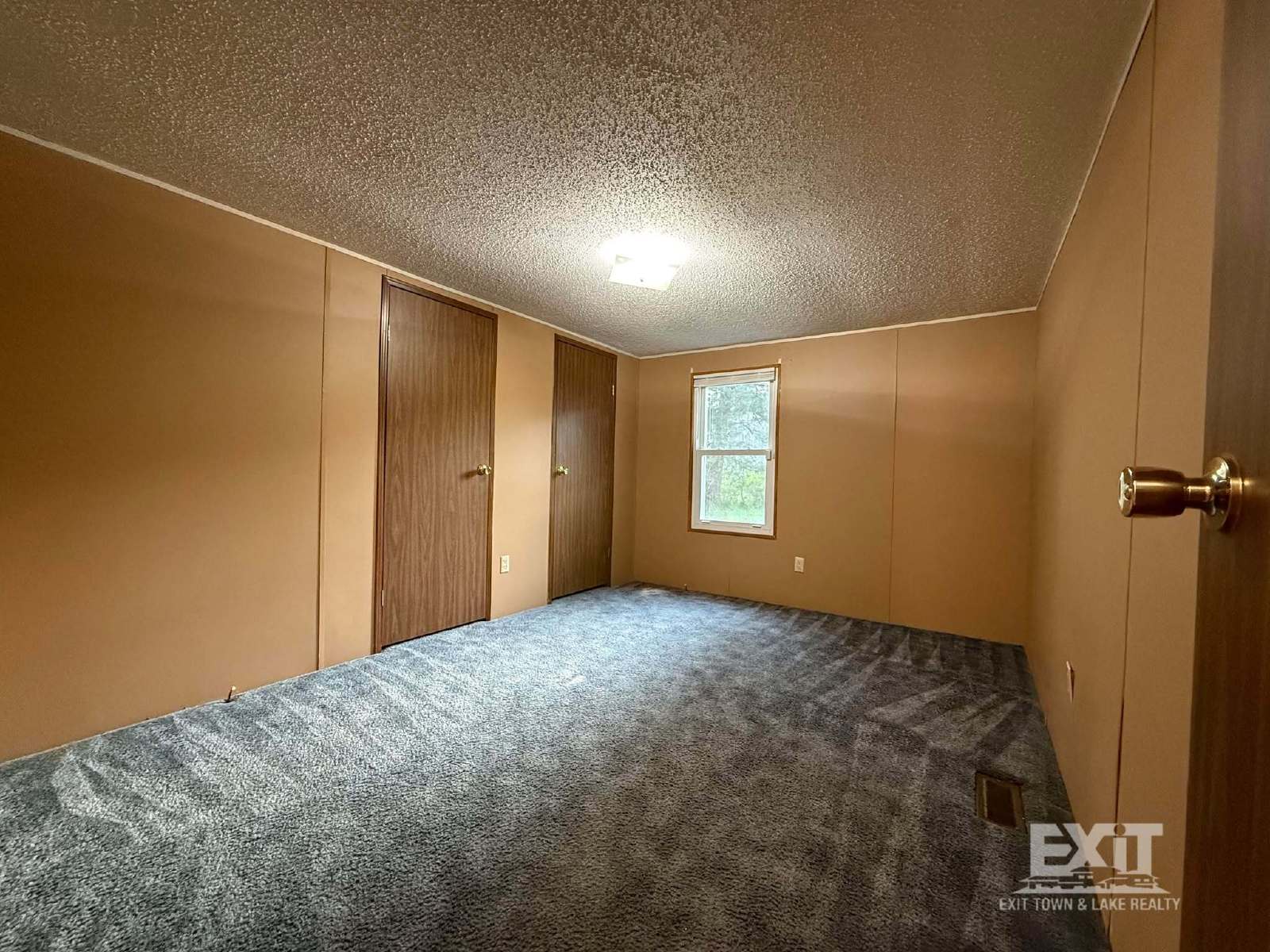 3 Bedroom, 2 Bathroom Home in a Beautiful Country Setting property image