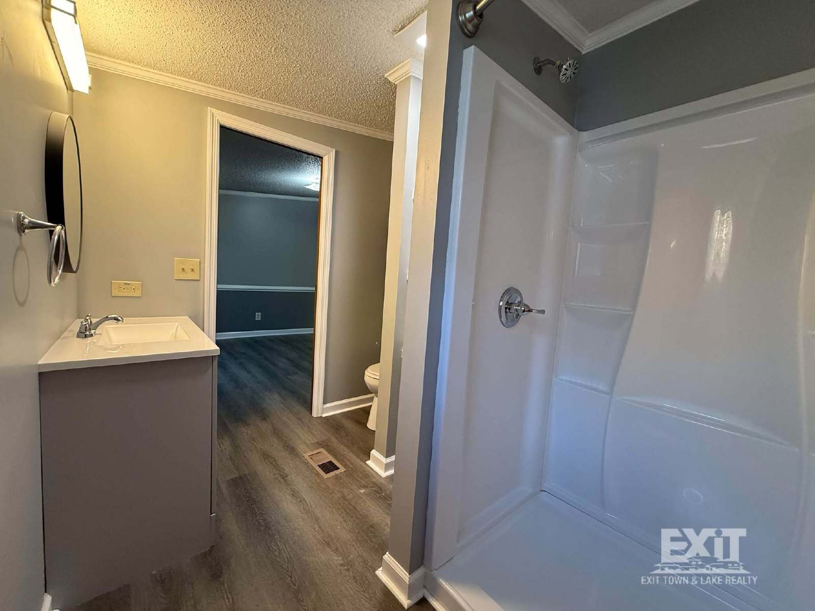 3 Bedroom, 2 Bathroom Home in a Beautiful Country Setting property image