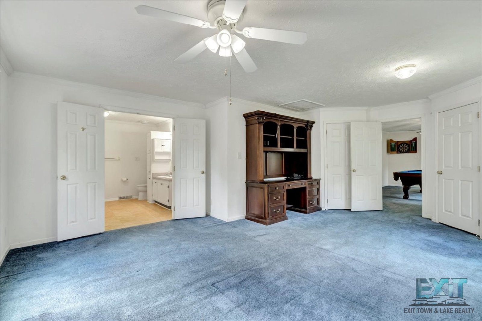 Welcome to this 3 Bedroom, 2 Bath Home in Wildwood Point! property image