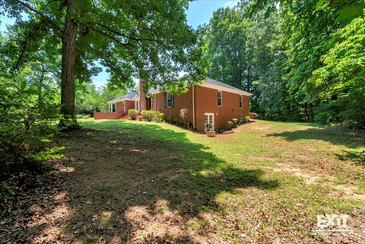 Amazing 4 Bedroom, 3 Bath Home With 2 Kitchens! property image