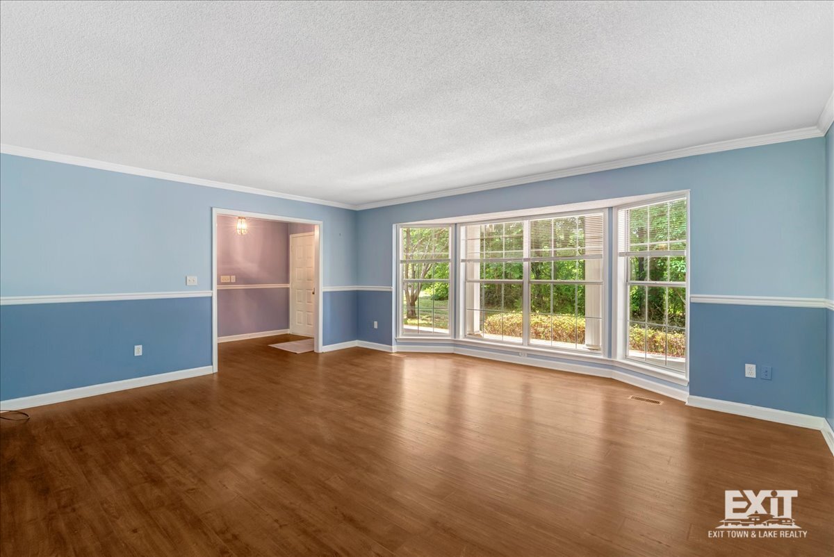 Amazing 4 Bedroom, 3 Bath Home With 2 Kitchens! property image