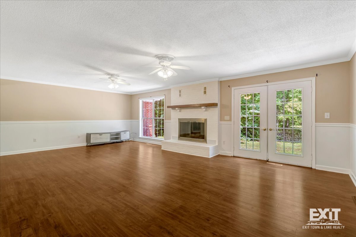 Amazing 4 Bedroom, 3 Bath Home With 2 Kitchens! property image