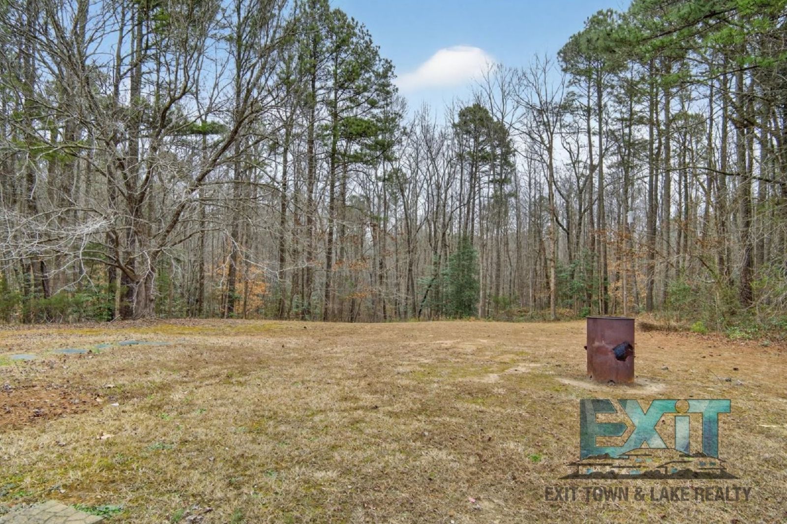 3 Bedroom, 1 Bath Home Available in LaCrosse! property image