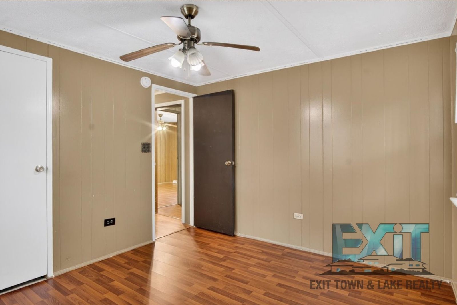 3 Bedroom, 1 Bath Home Available in LaCrosse! property image