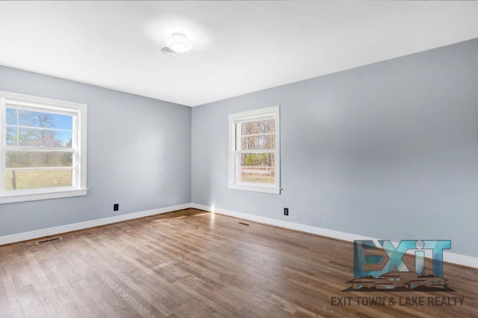 Freshly Updated Brick Home in Peaceful Country Setting – Freeman, VA property image