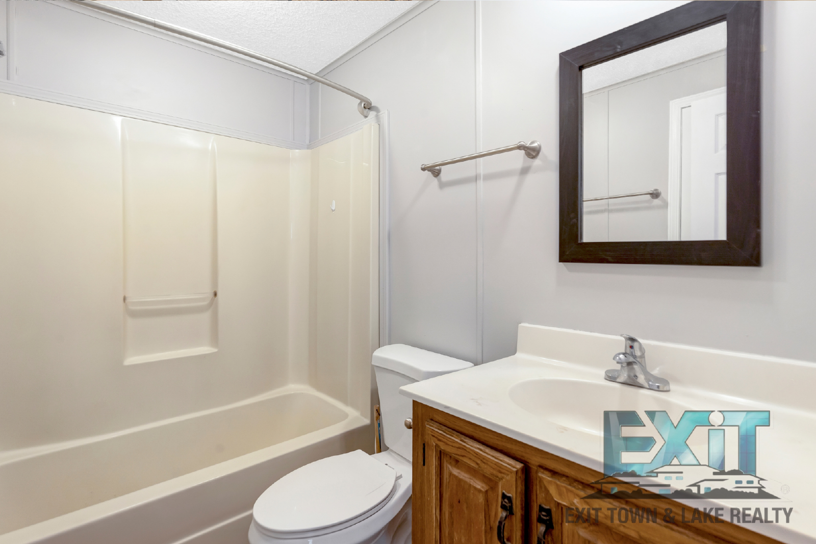 3 Bedroom/2 Bathroom Home property image