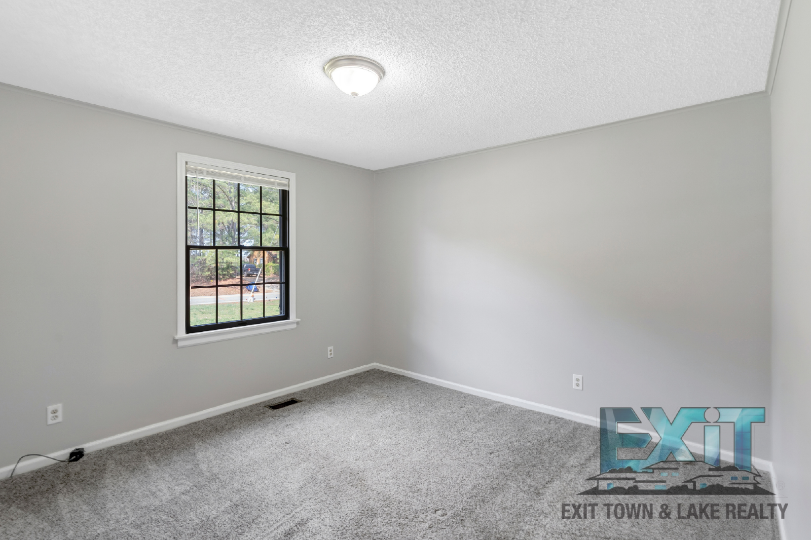 3 Bedroom/2 Bathroom Home property image