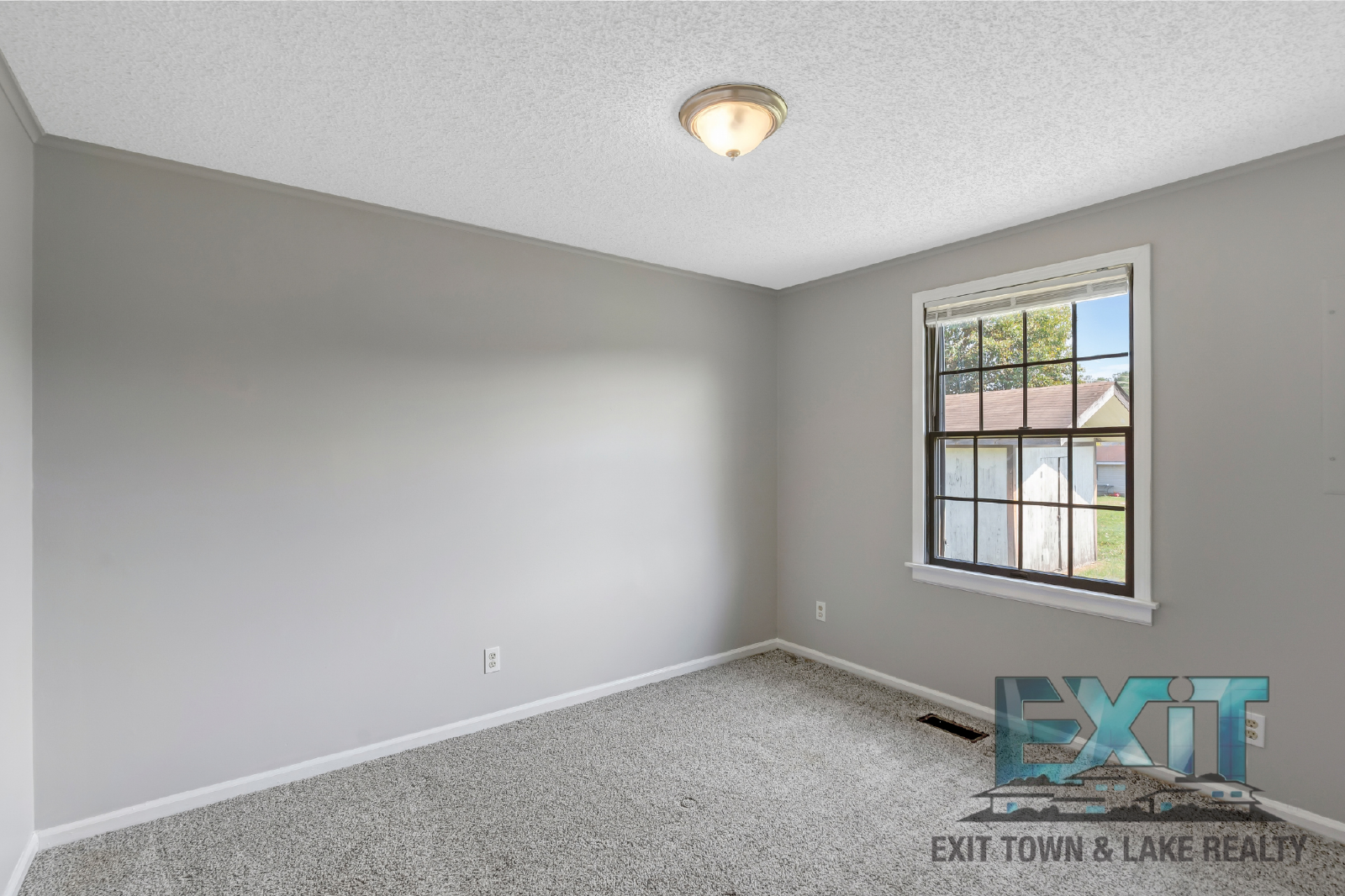 3 Bedroom/2 Bathroom Home property image