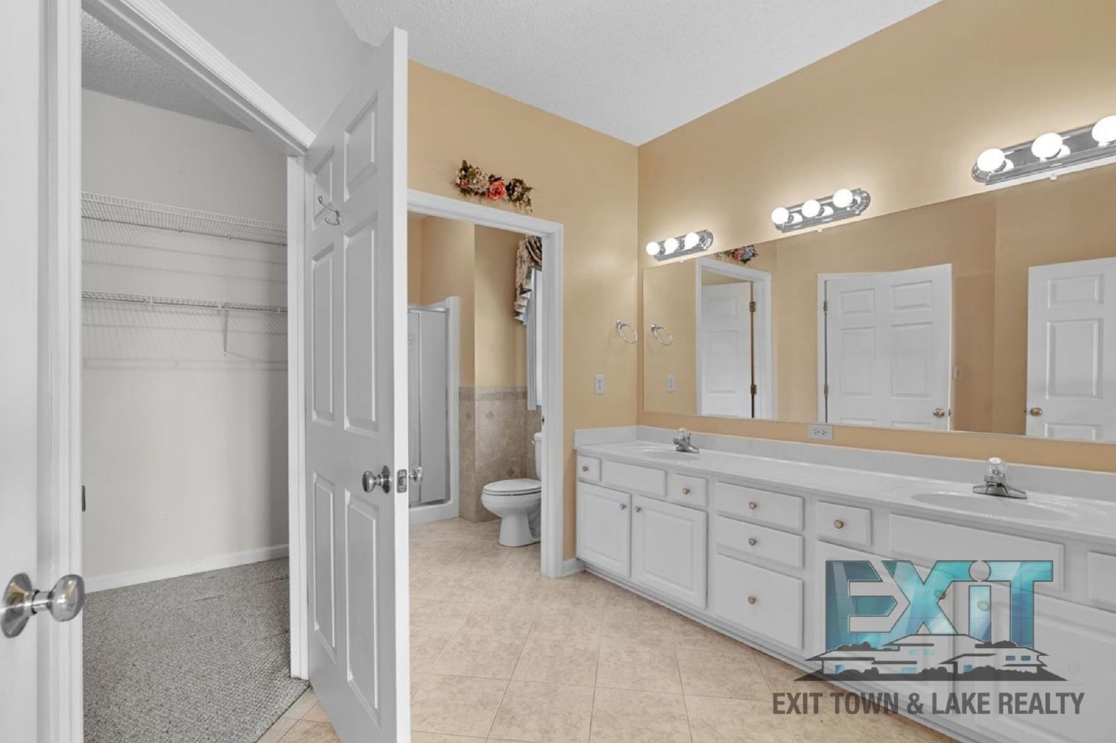 Beautiful Home in Beaver Creek property image