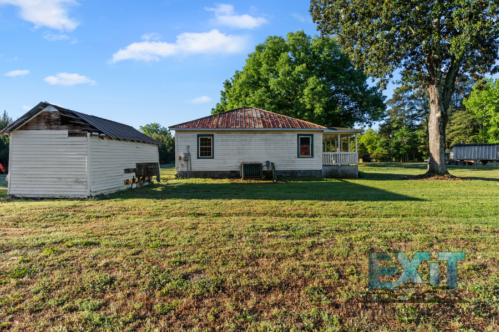 Freshly Renovated 2 Bedroom Rental in Warren County property image