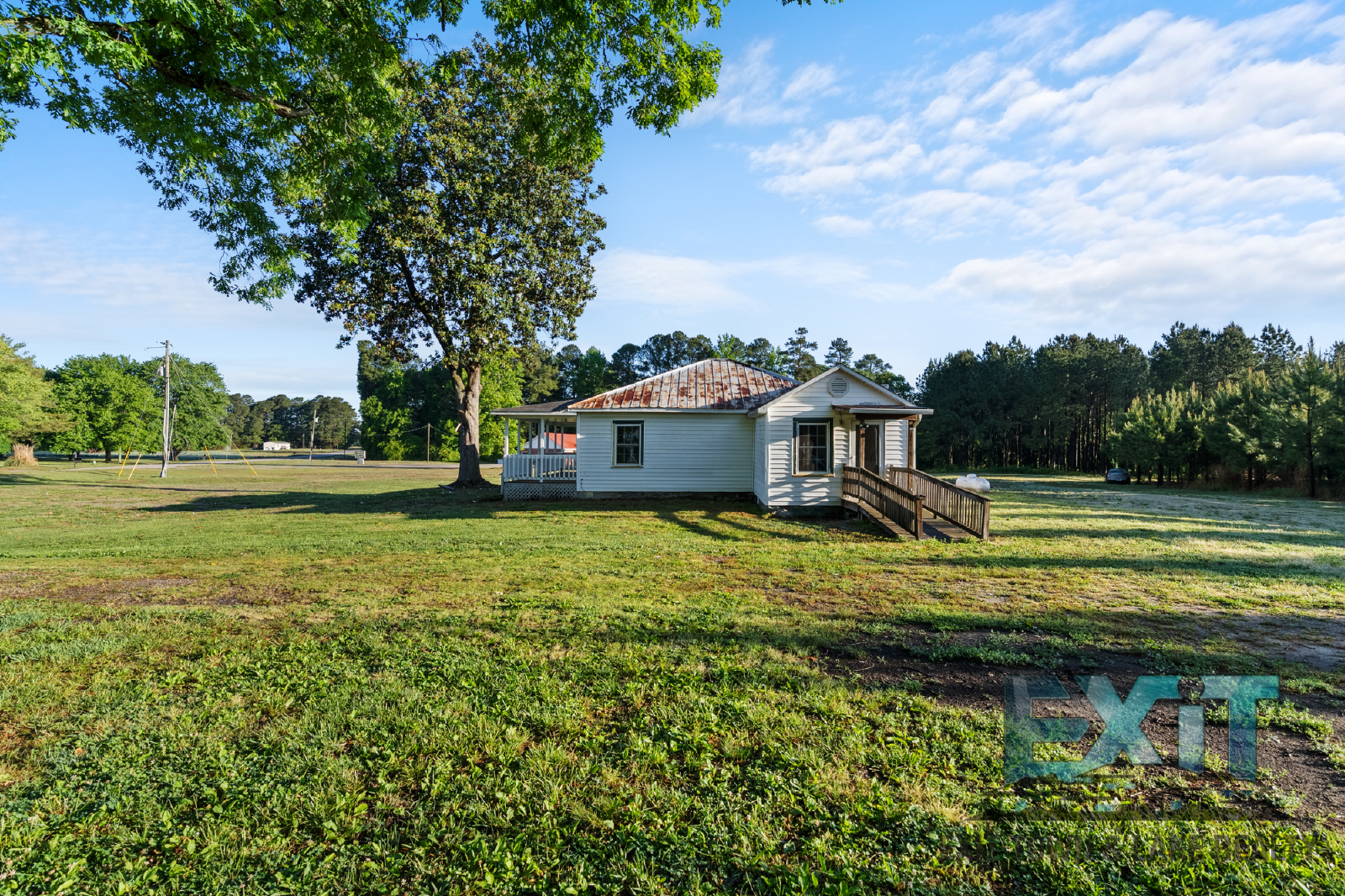 Freshly Renovated 2 Bedroom Rental in Warren County property image