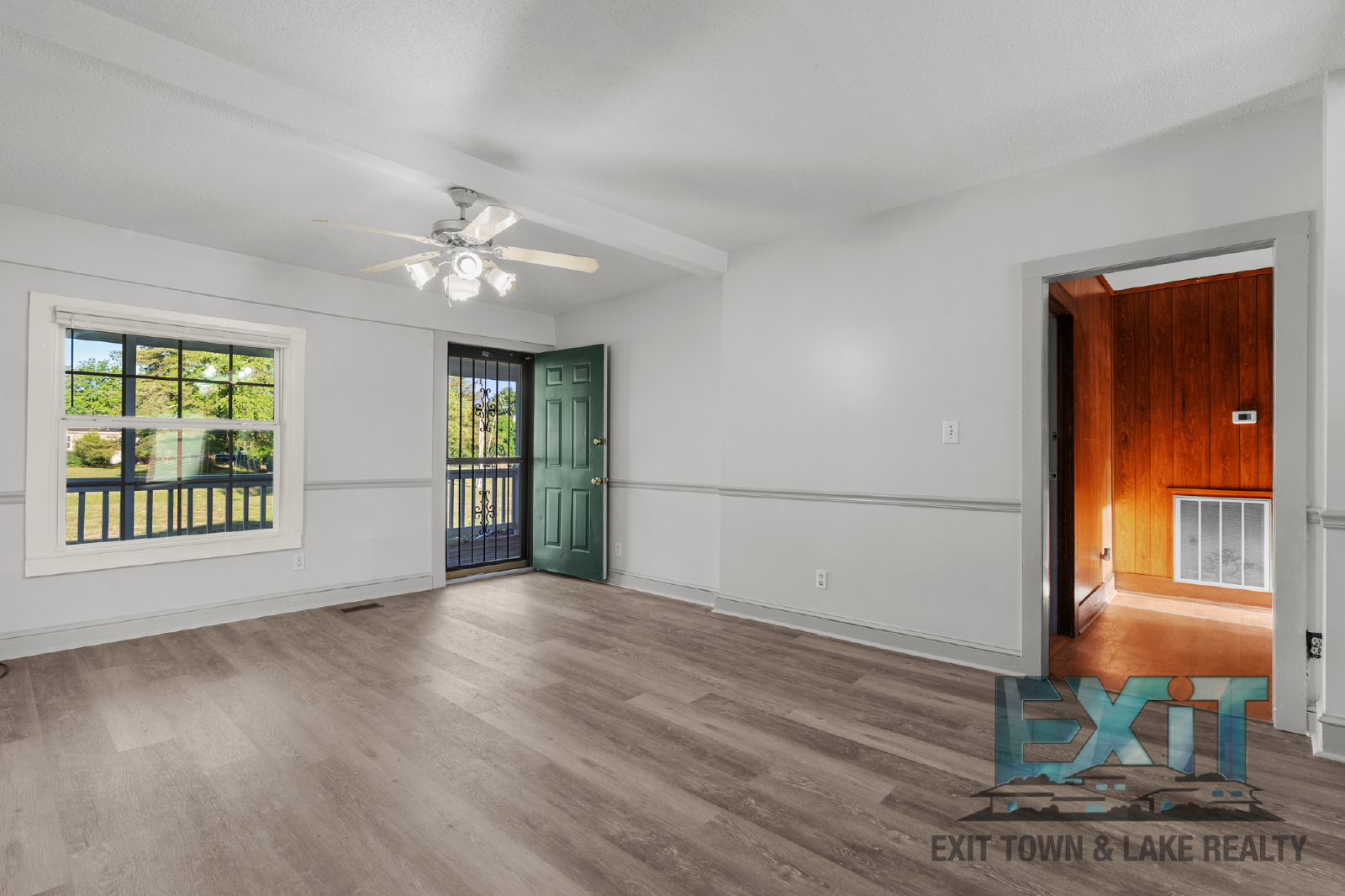 Freshly Renovated 2 Bedroom Rental in Warren County property image