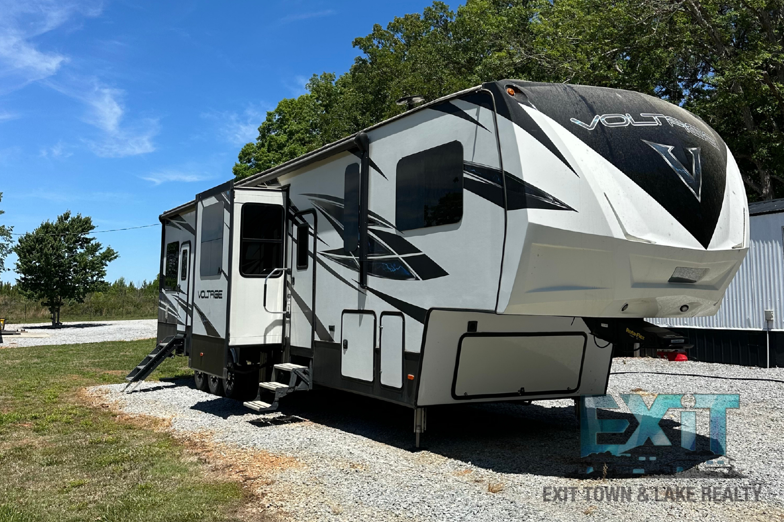 Affordable Camper Rental – Morris Rd, South Hill, VA property image