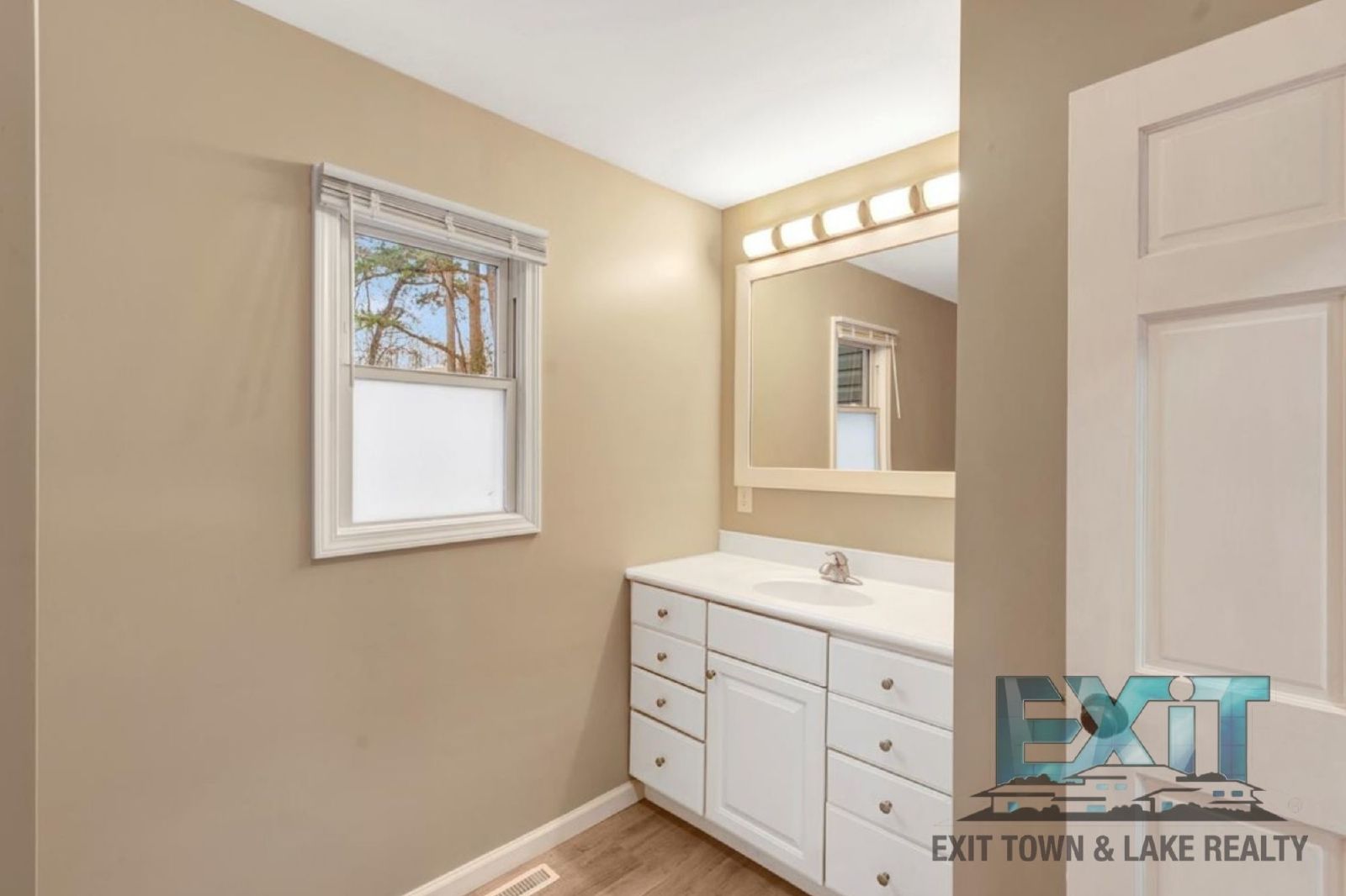Fully Remodeled Home in Quiet Chase City Neighborhood property image