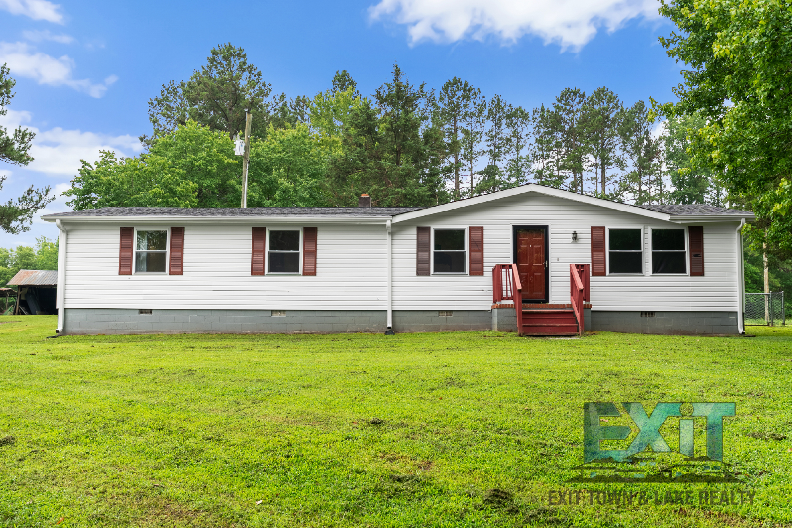 Private, Newly Renovated 3BR Home in Dolphin, VA property image