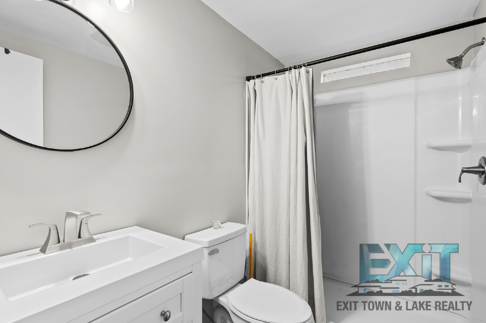 Private, Newly Renovated 3BR Home in Dolphin, VA property image