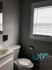 2-Bedroom Downstairs Duplex in South Hill property image