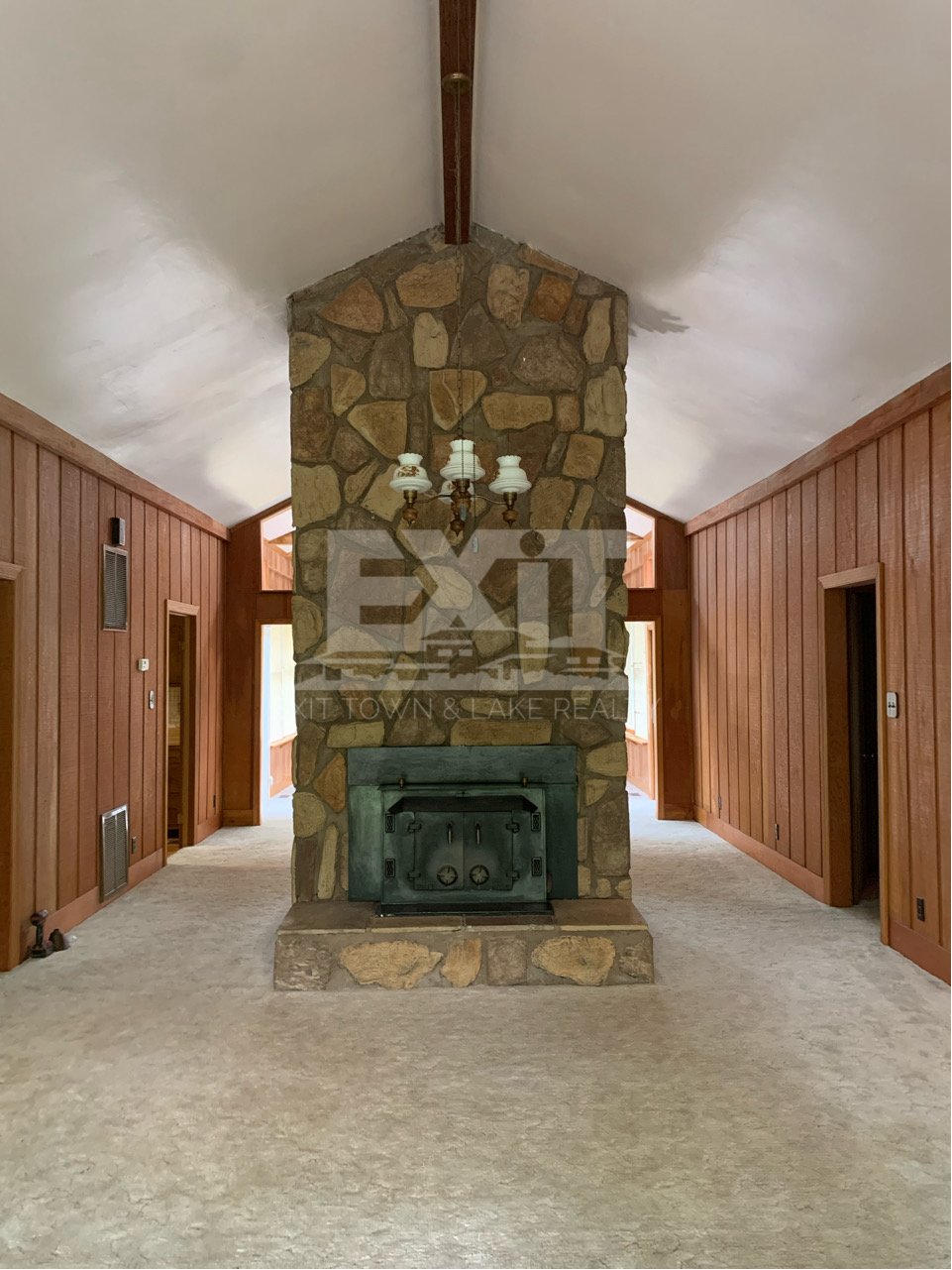 Lakeview Ranch Located in a Quiet Neighborhood property image