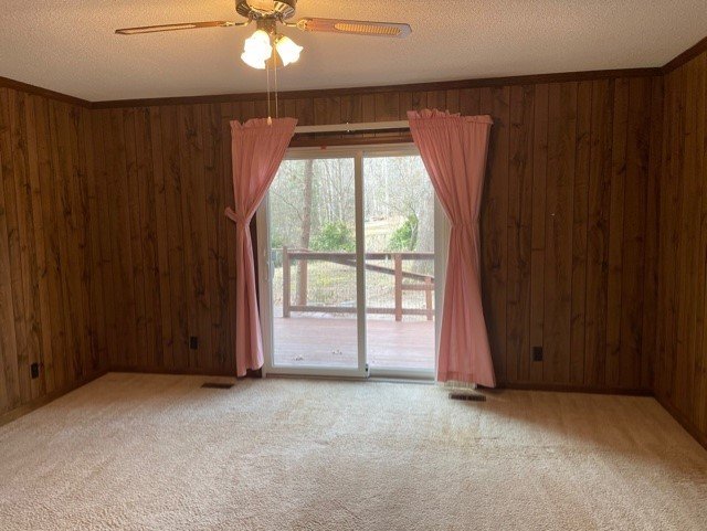 Lakeview Ranch Located in a Quiet Neighborhood property image